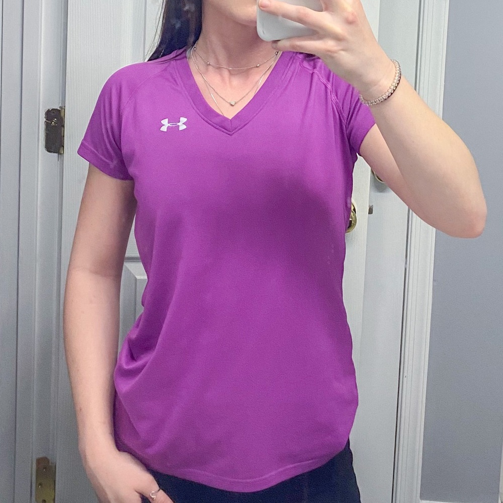 athletic short sleeve